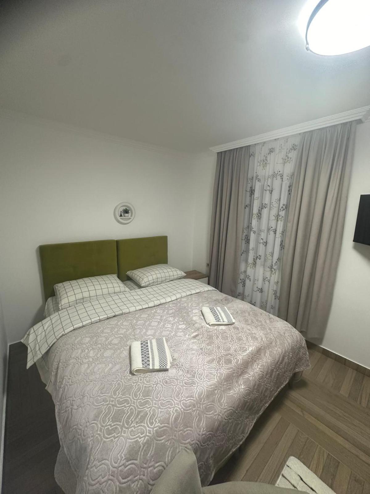 Apartmani Emily & Jully Nikšić Exterior foto